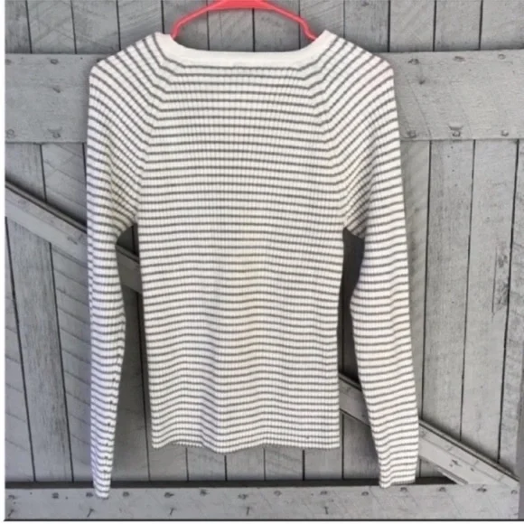 GAP Long Sleeve Stripe Top - Picture 5 of 5